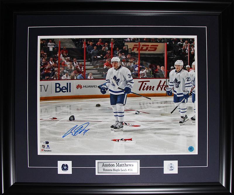 Auston Matthews Maple Leafs Fanatics Autographed 16 x 20 Warm Up Photograph  /5 - CloutsnChara